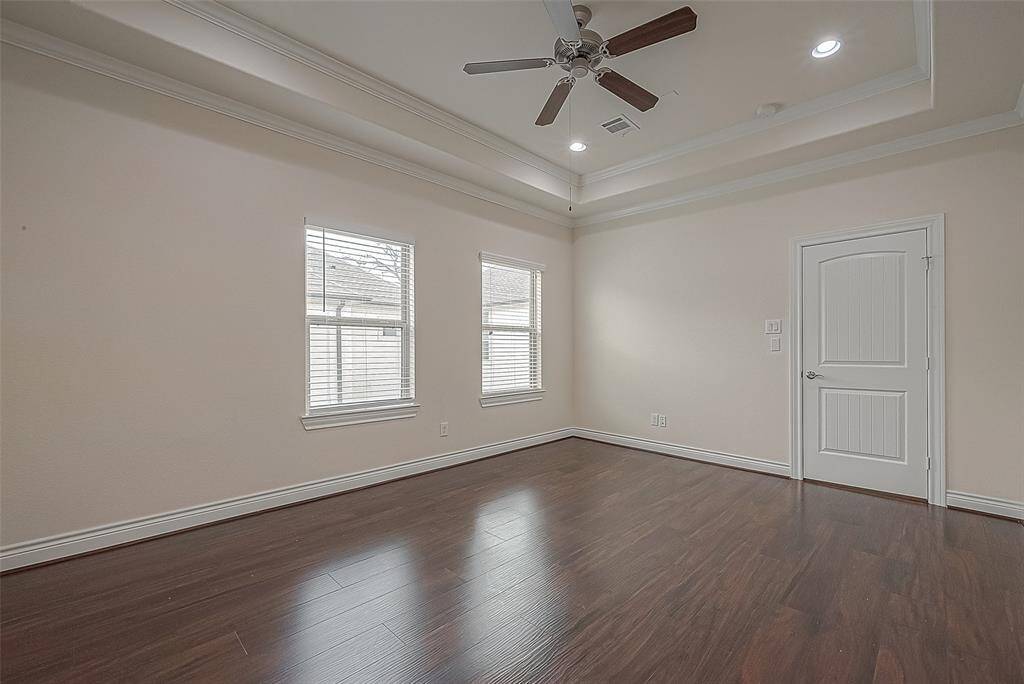 Primary Bed w/o furniture