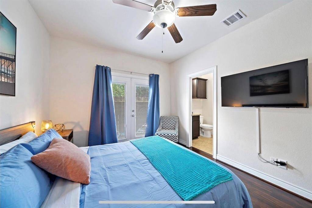 Bedroom1 w furniture