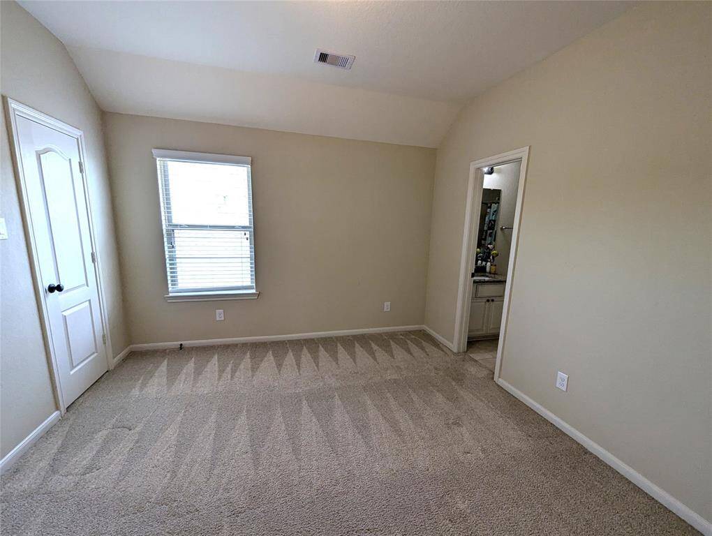 Upstairs Bedroom 2