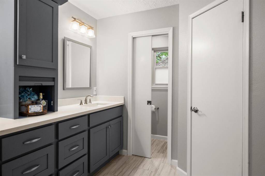 Pocket doors are found throughout the home enhancing flow and functionality while maximizing space and maintaining a clean, seamless look.