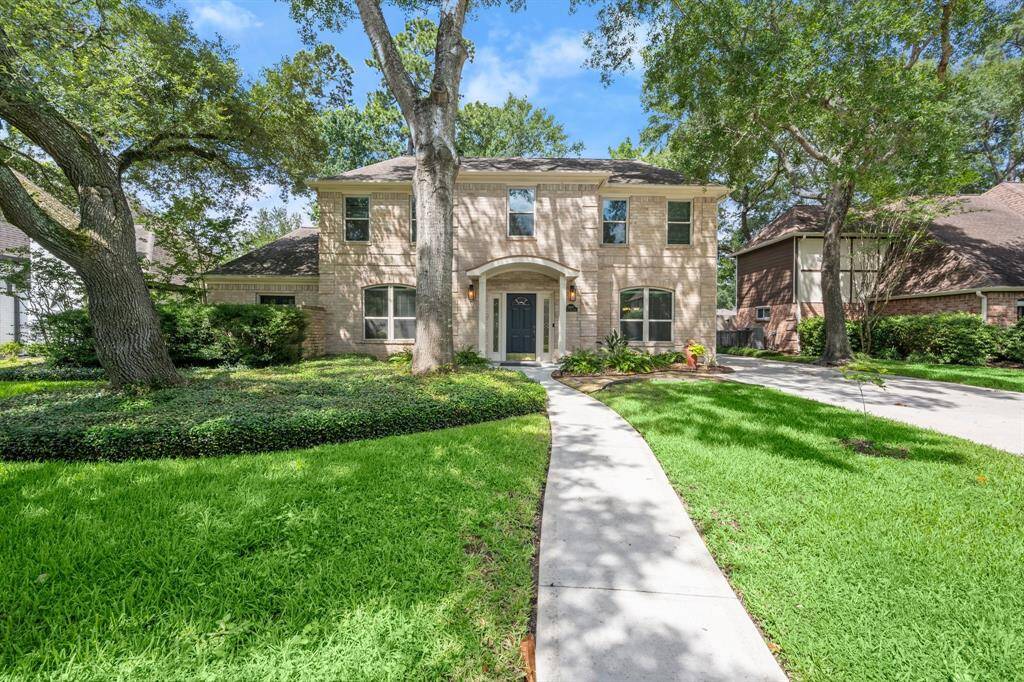 This home offers all the updates you’re looking for—without the hefty price tag—giving you the perfect opportunity to make it your own!