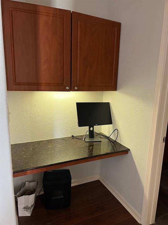 computer desk