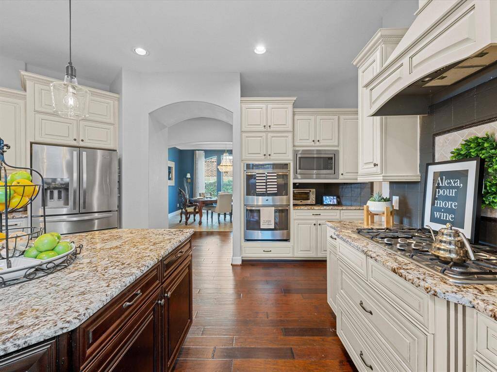 17611 Bear River Lane Kitchen