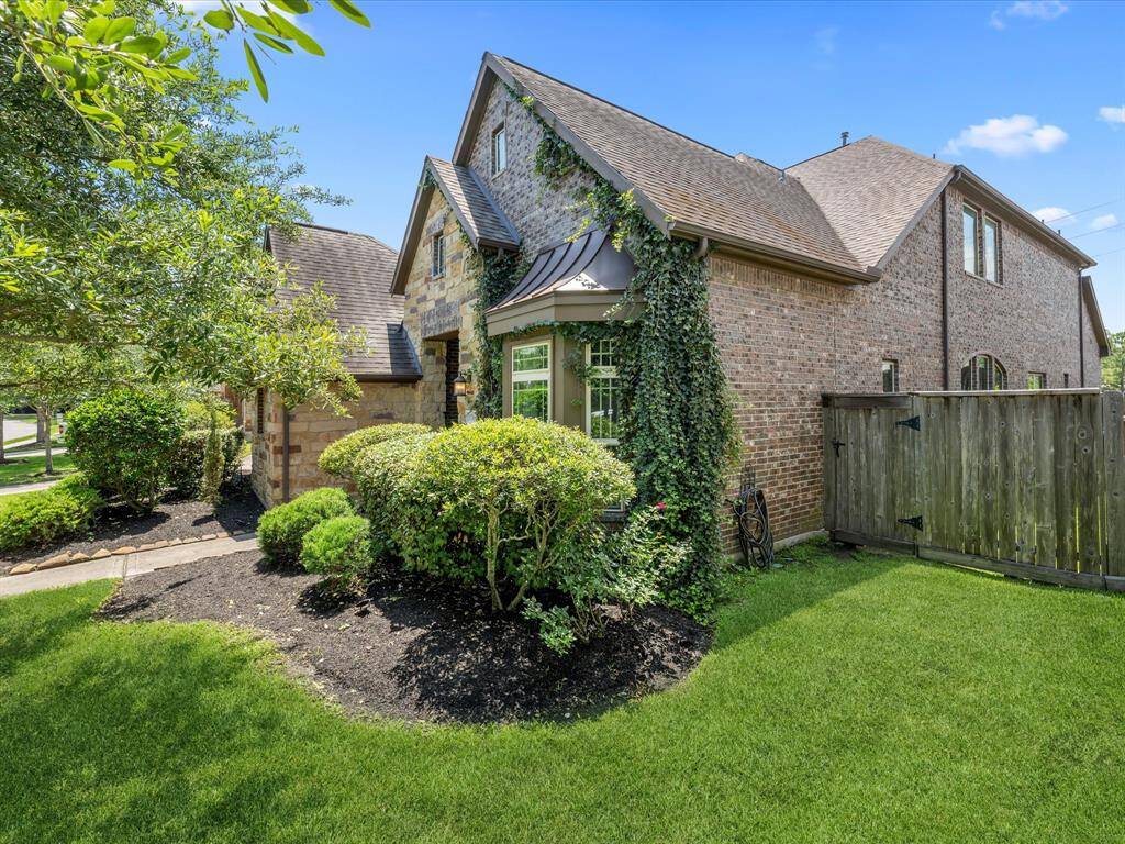 17611 Bear River Lane Front Left