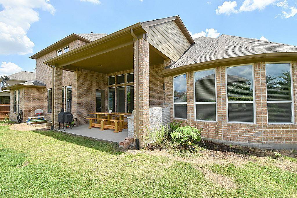 Massive covered patio!
