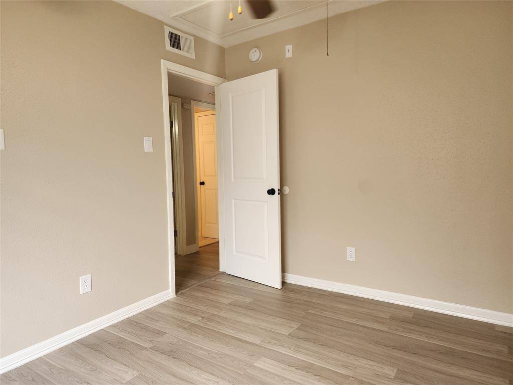 Bedroom #1