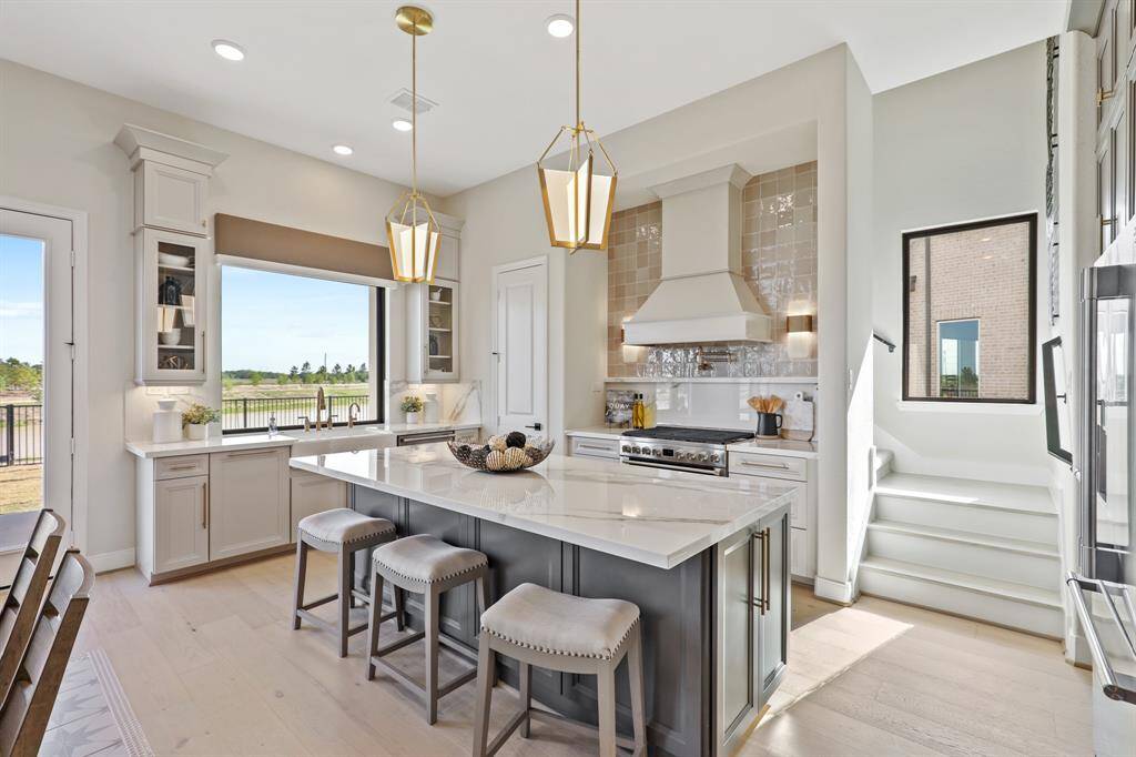 REPRESENTATIVE PHOTO: Colors and options vary. Confirm options and selections with onsite Community Sales Manager.