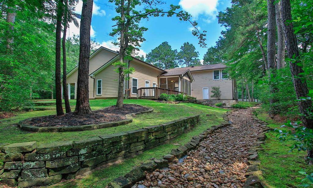 Enjoy the simple, peaceful beauty of country living at its finest.