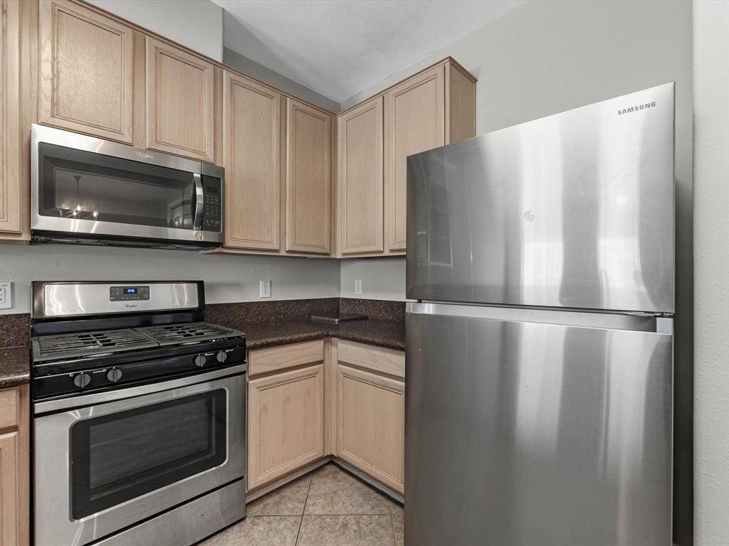 Enjoy cooking on the gas range! Refrigerator is included!