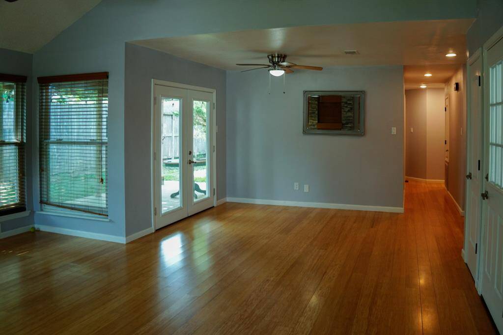 Dining room with doors to covered patio