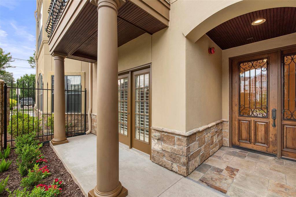 private gated front entrance with parking on Commonwealth St.