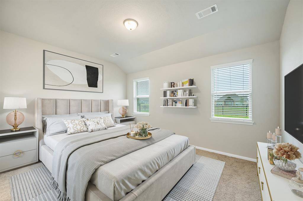 2nd bedroom