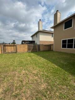 Huge Backyard! Perfect to add a POOL!