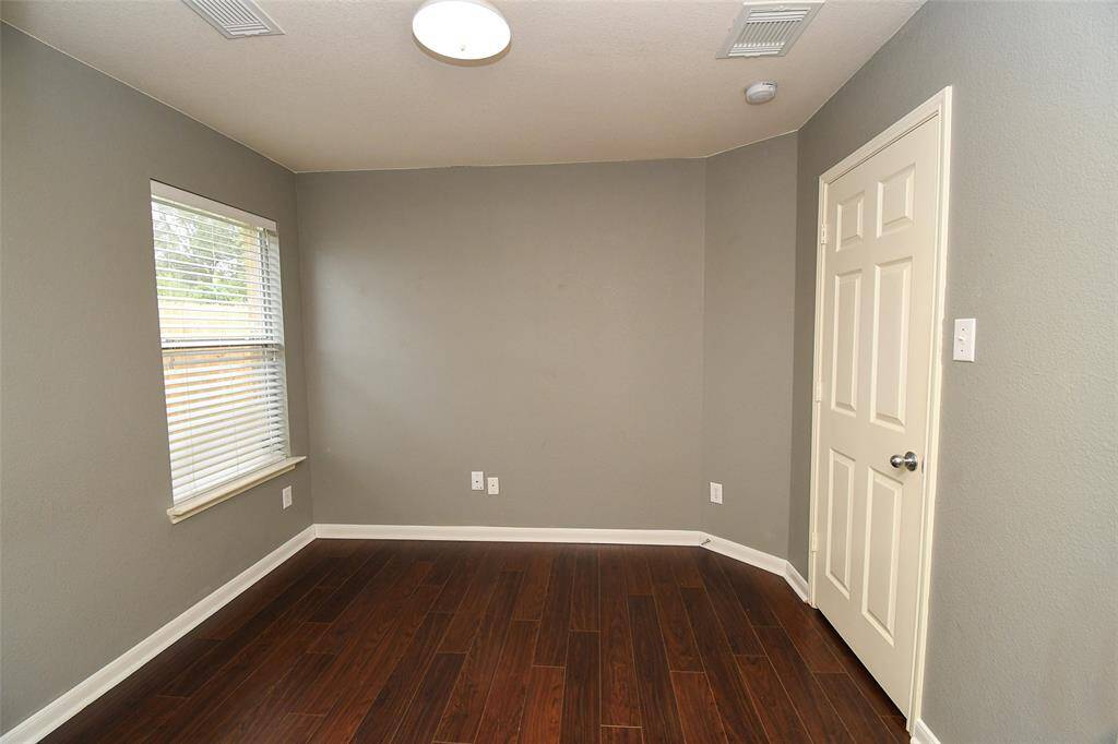 Bedroom 3 also faces the side yard