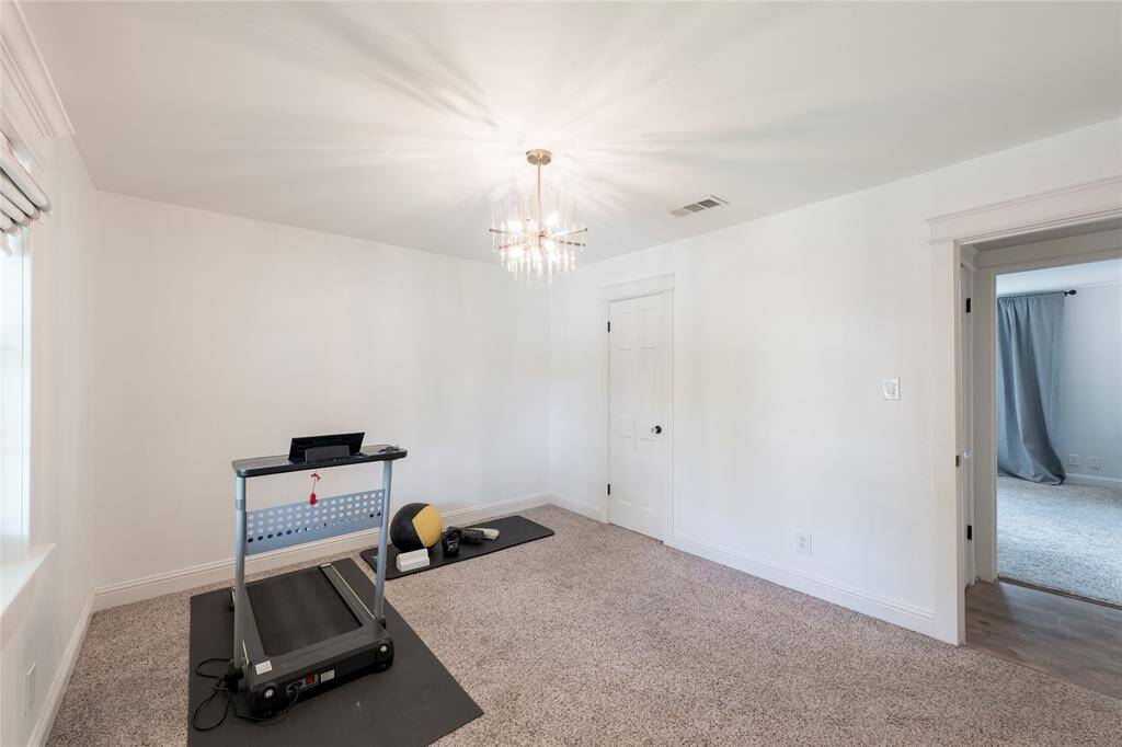 Fifth bedroom upstairs