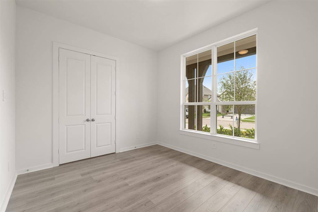 2818PeachValleyRoadMIDLR016