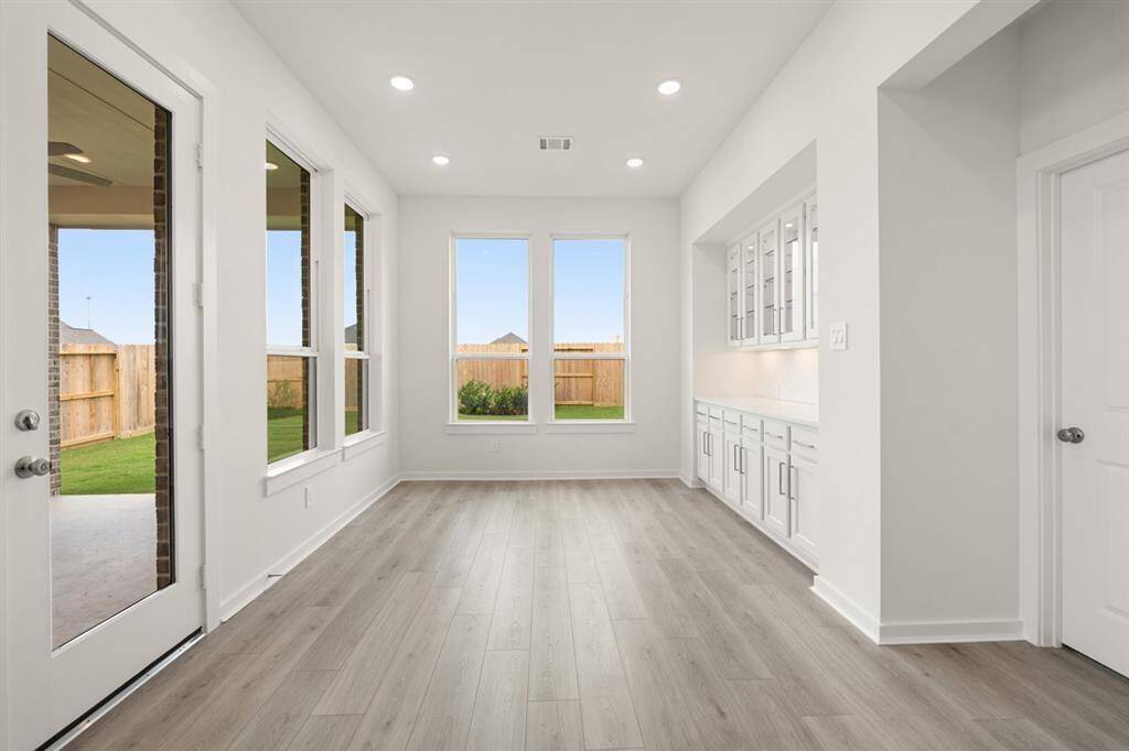 2818PeachValleyRoadMIDLR012