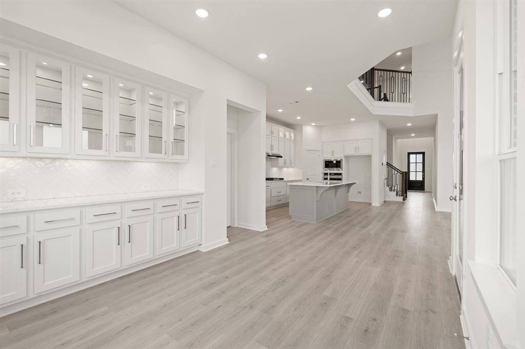 2818PeachValleyRoadMIDLR006