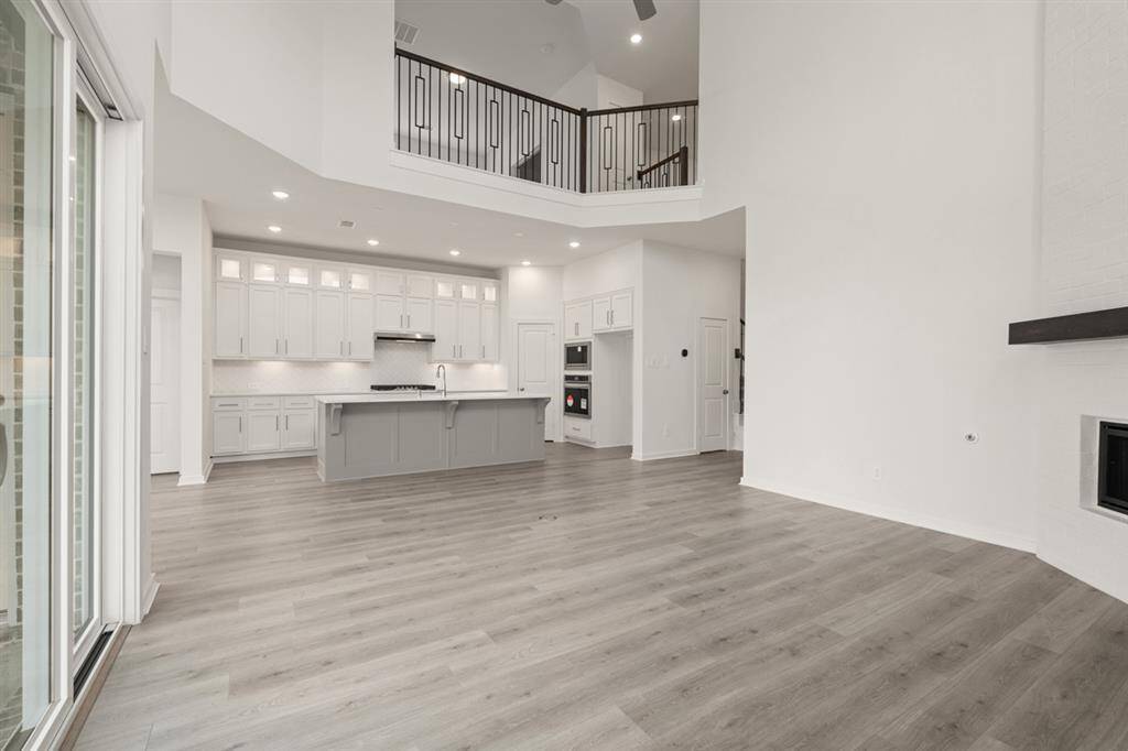 2818PeachValleyRoadMIDLR009