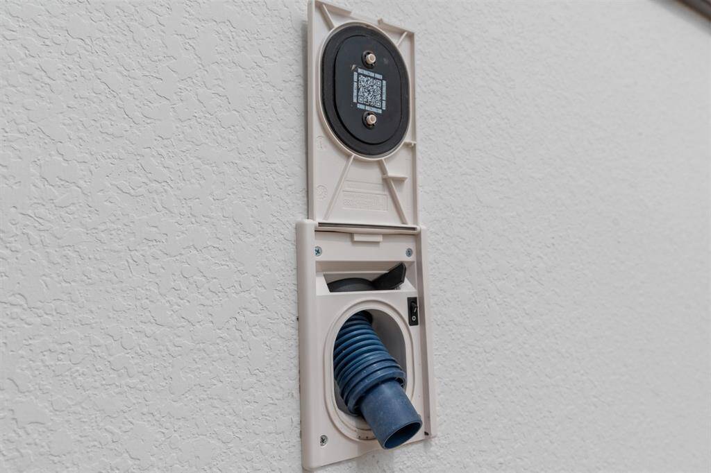 Built-in central vacuum