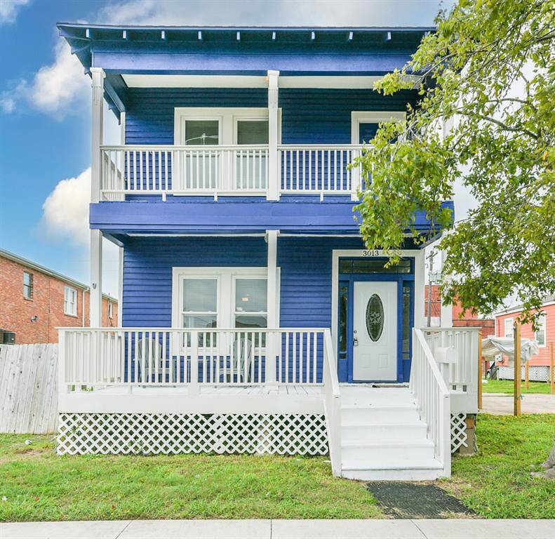 Double front porches