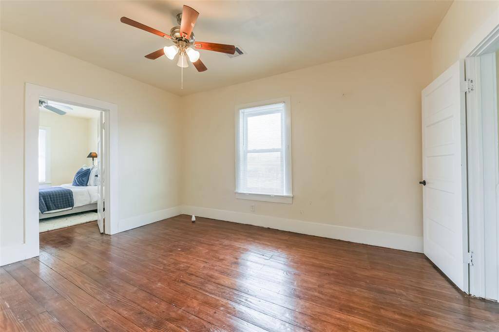 Second bedroom