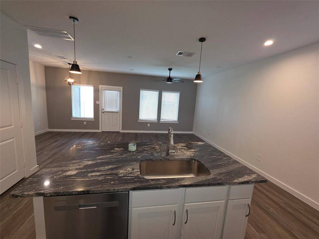 Large Kitchen Sink