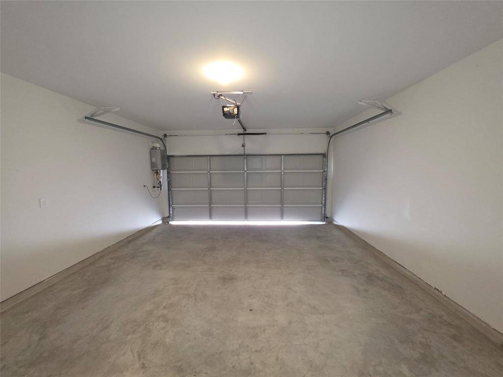 2 Car Garage