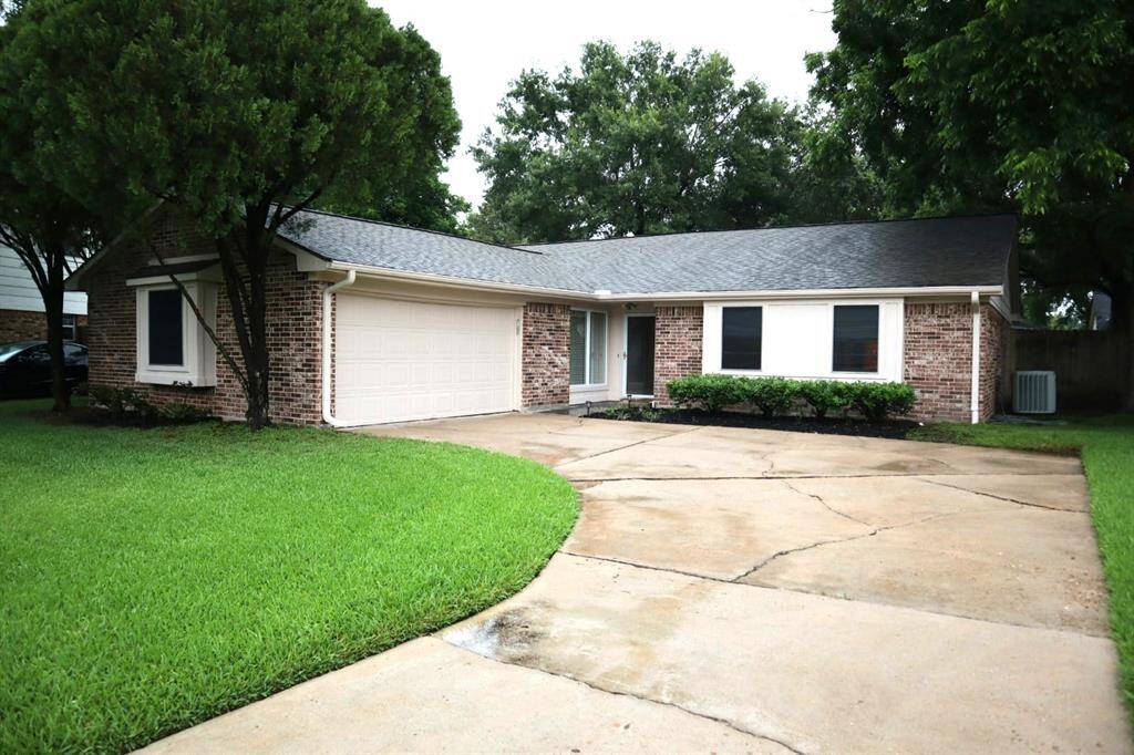 3135 Apple Dr.