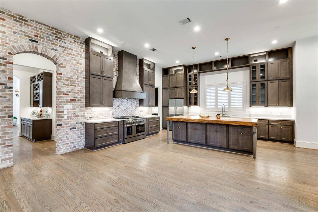 kitchen connected to wine bar and dirty kitchen