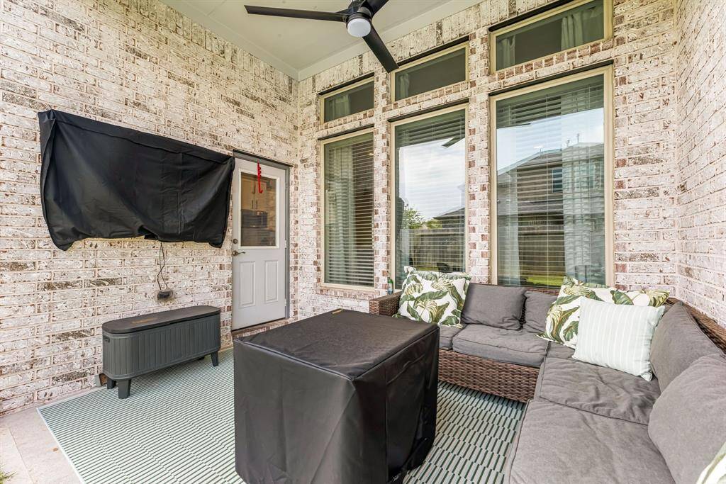 Come and see this spacious backyard with its beautiful covered patio and paved walkway down the side yard. There is plenty of room for the kids to play and adults to relax! Perfect for your outdoor living space, patio furniture, bbq pit, and so much more. The possibilities are endless!