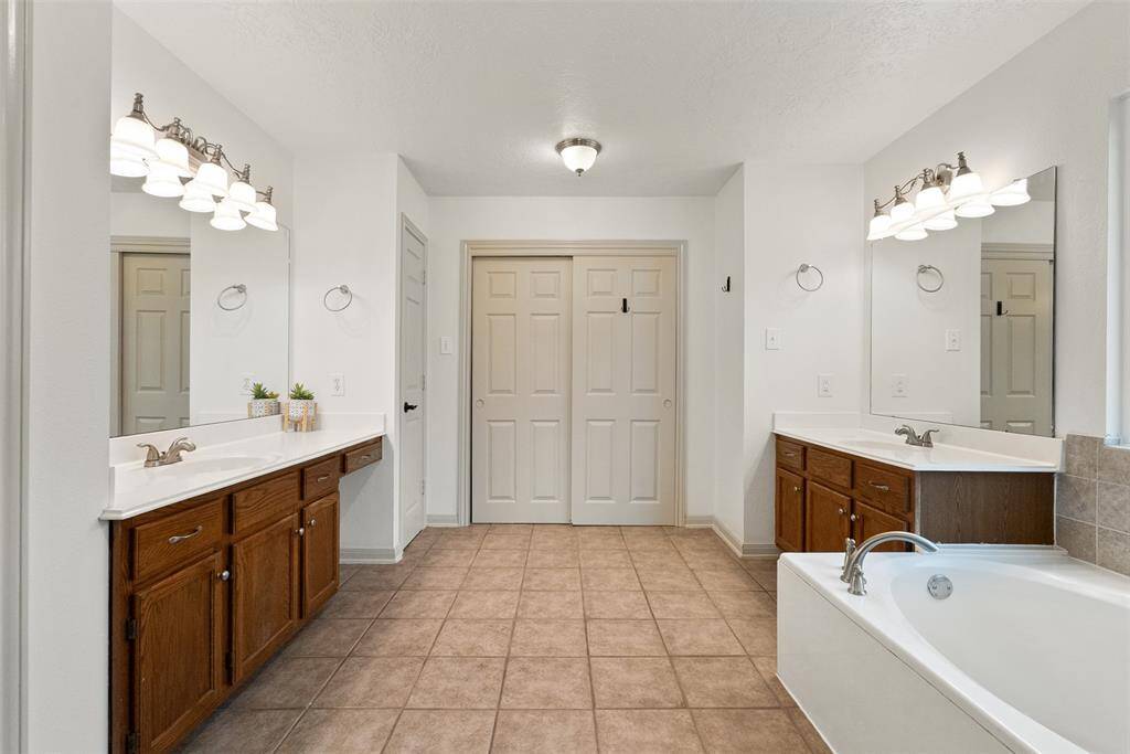 Large Primary Bathroom