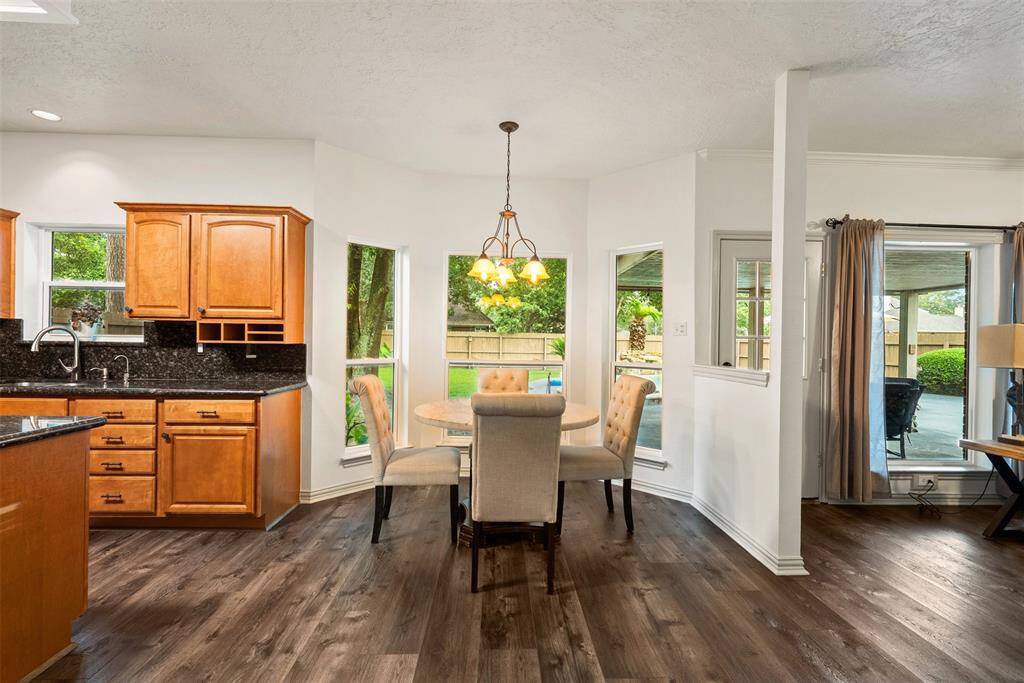 Breakfast Nook
