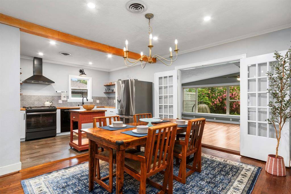 The current owners have opened up the kitchen and dining areas to provide a show-stopper of a first impression when you enter the dining room.