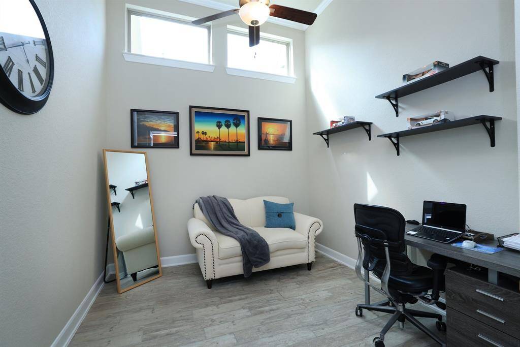 Make this space what you envision for your family, whether you need a dedicated office, a playroom, or even a fourth bedroom, the flexible layout offers endless possibilities to suit your needs.