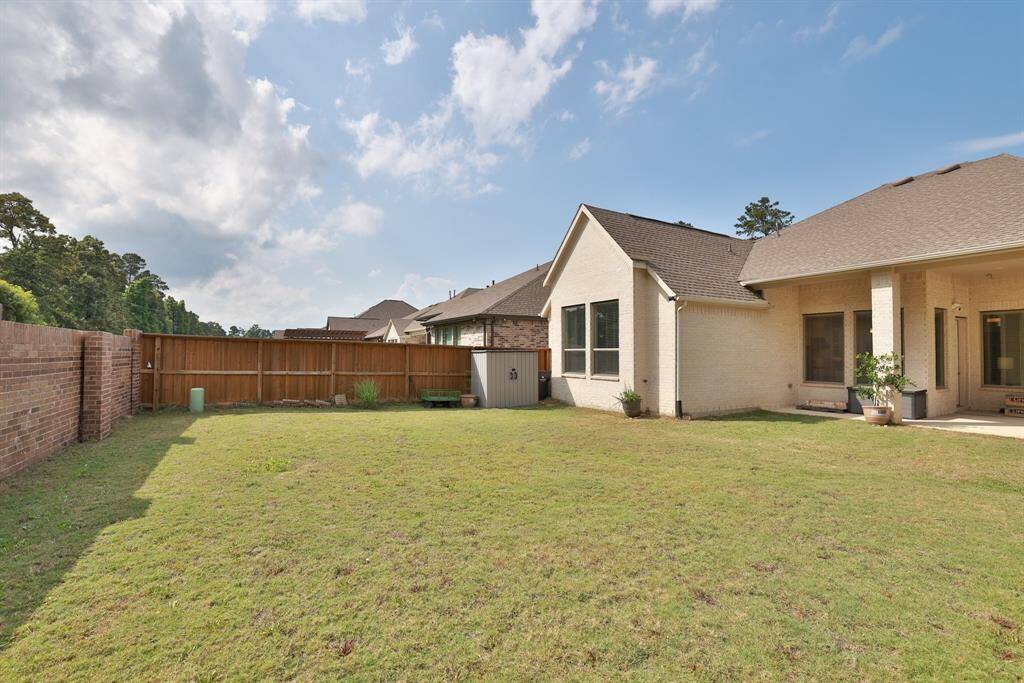 This outdoor space will not disappoint. Your pool-sized corner lot is ready for you to create the backyard pool oasis you've been dreaming about.
