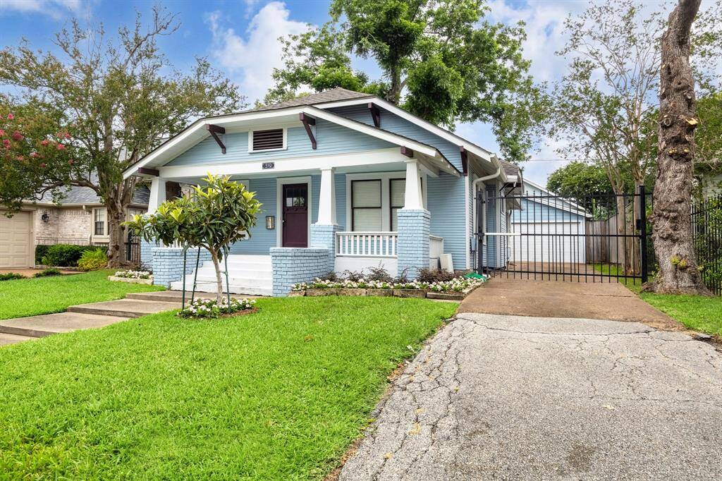 Charming home boasts a substantial front yard and a long driveway offering ample parking space, complemented by an automated gate for added security and convenience. Additionally, the property includes a spacious garage (plus bonus room), providing plenty of room for vehicle and storage needs.