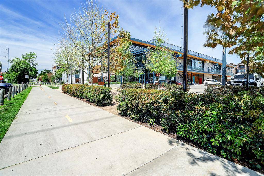 Heights Mercantile & M-K-T nearby for your entertainment, dining, and shopping pleasure.