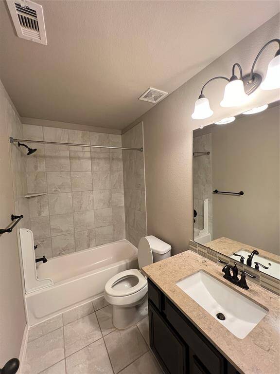Bathroom 2nd