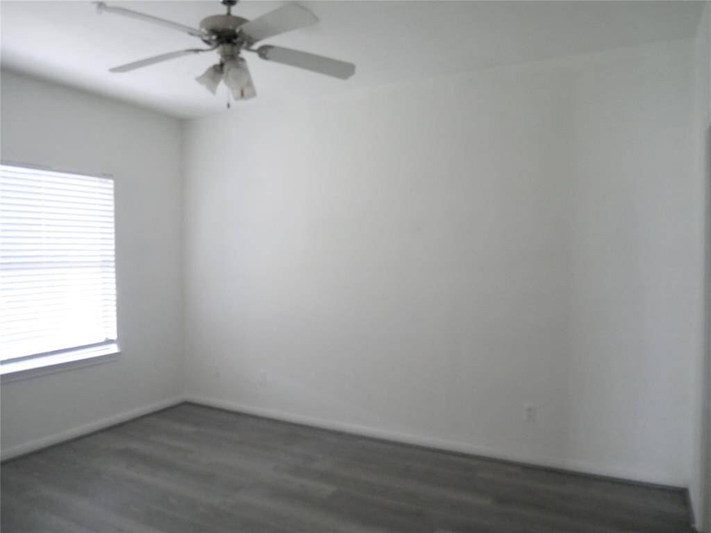 1st bedroom