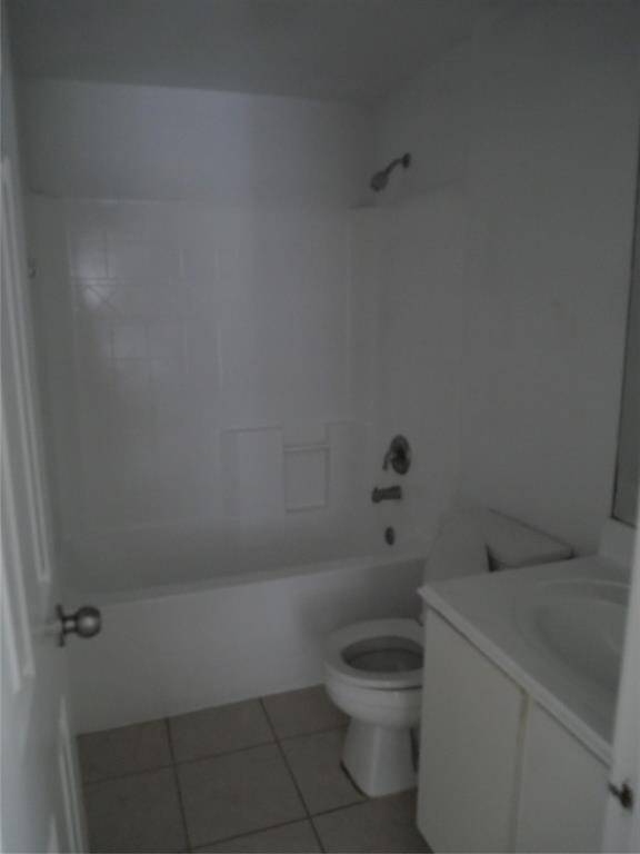 2nd bathroom