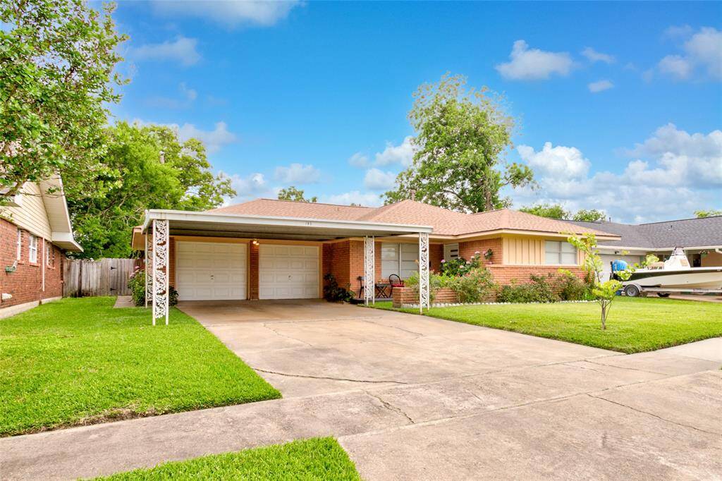 Charming front view of this beautiful home.