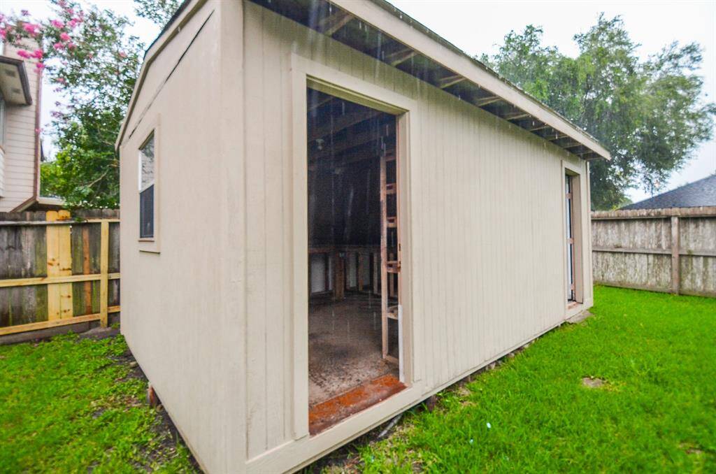 Storage? She-shed? Playhouse? You decide!