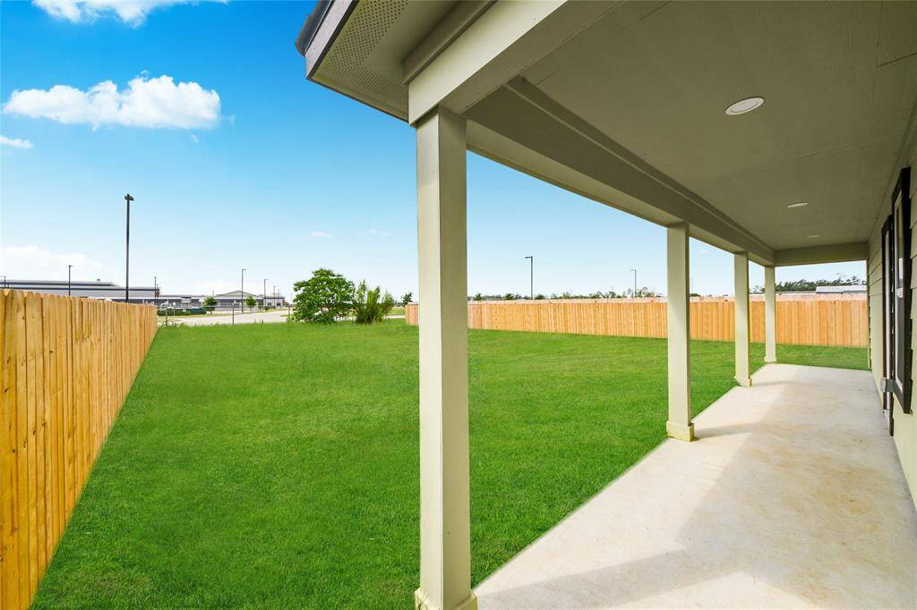 BEAUTIFUL PATIO