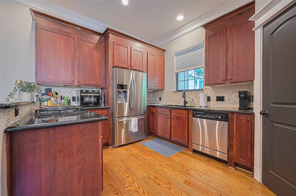 Large open kitchen with SS appliances