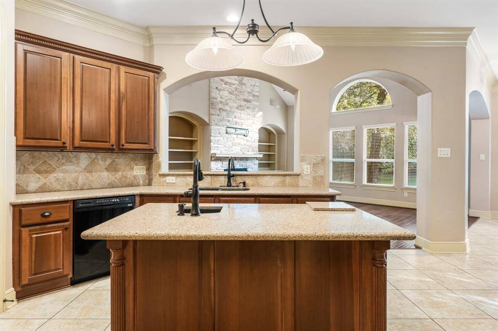 Kitchen has 2 pantries