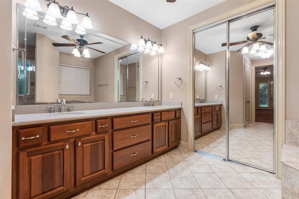 Primary bath