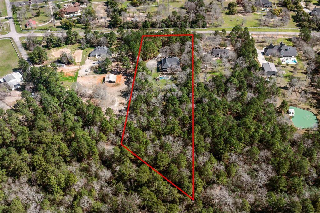 Aprox footprint of this fabulous acreage property , 3.42 acres