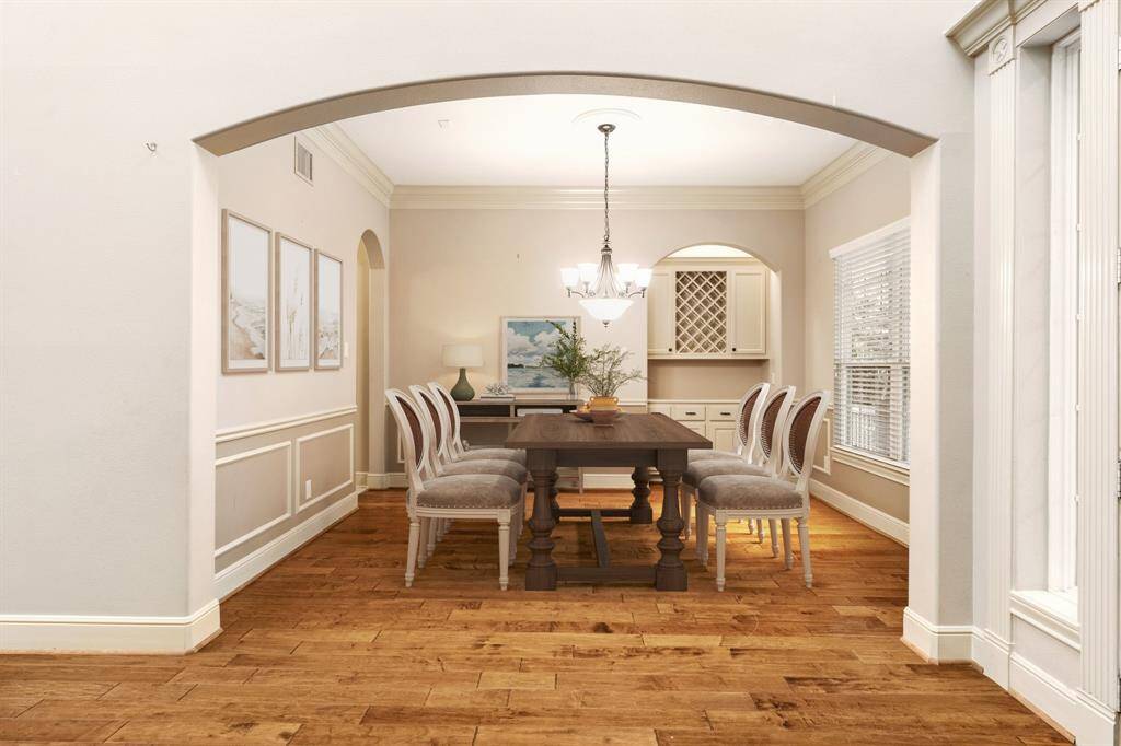 Formal Dining, Virtually Staged