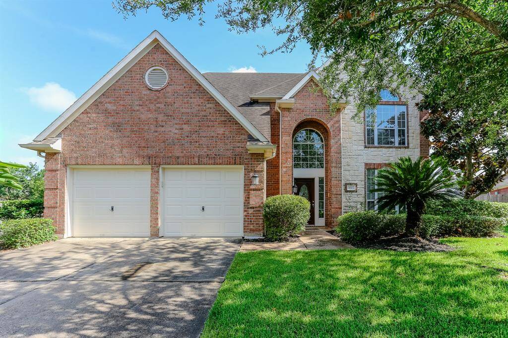 WELCOME TO 9007LAVENDER FIELD CT.LOCATED IN GREATWOODBRAZOS BEND!